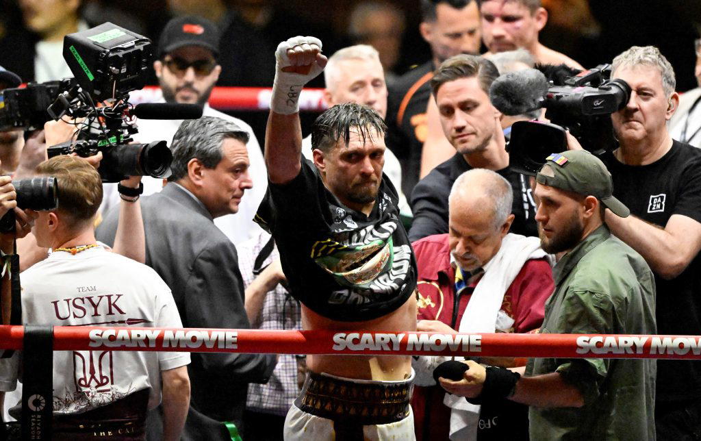 Usyk says vacating heavyweight world title belts
