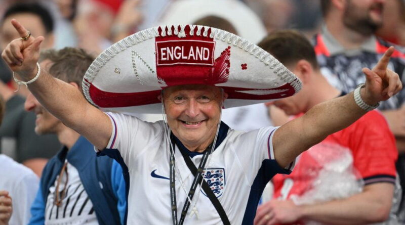 Saka, Rashford start as Rice rested for England at World Cup
