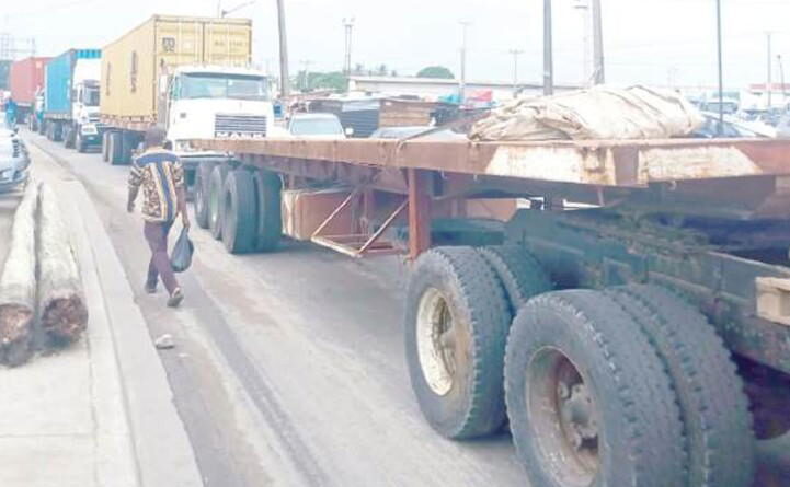 NPA, NIMASA, others watch as tankers shut down Mile 2-Apapa expressway
