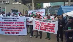 Contractors debunk FG’s N700bn claim, resume protest at Finance Ministry