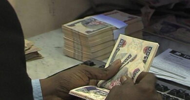 Naira down to N1,385/$ in parallel market