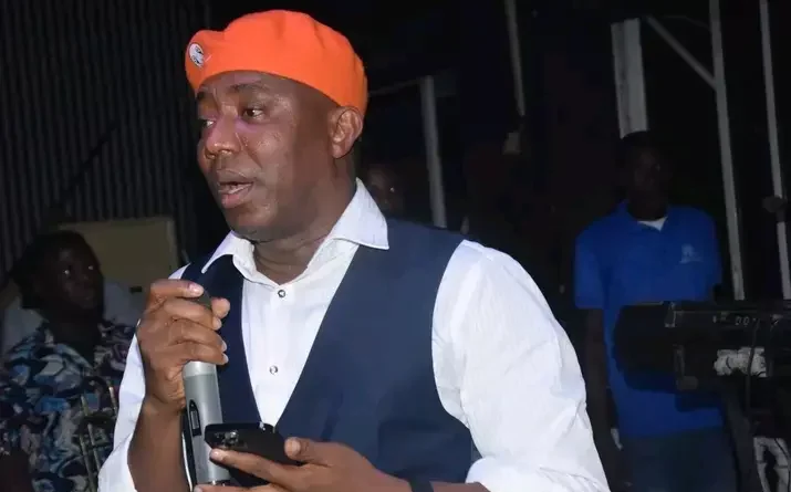 Video: Sowore collapses after police tear-gassed Abuja protesters