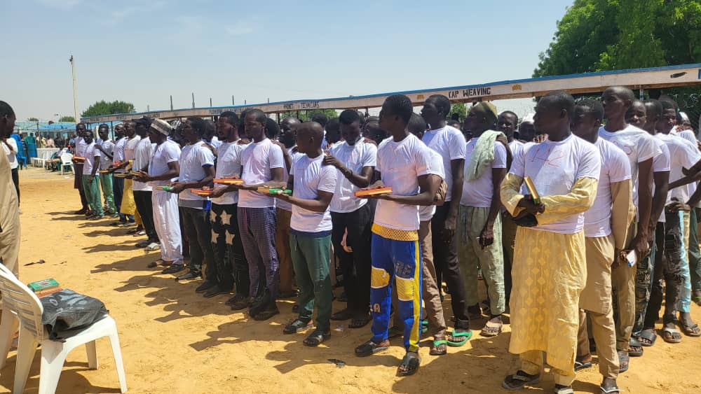 Photos: Borno reintegrates 720 repentant terrorists, 992 spouses, 2,050 children back to society