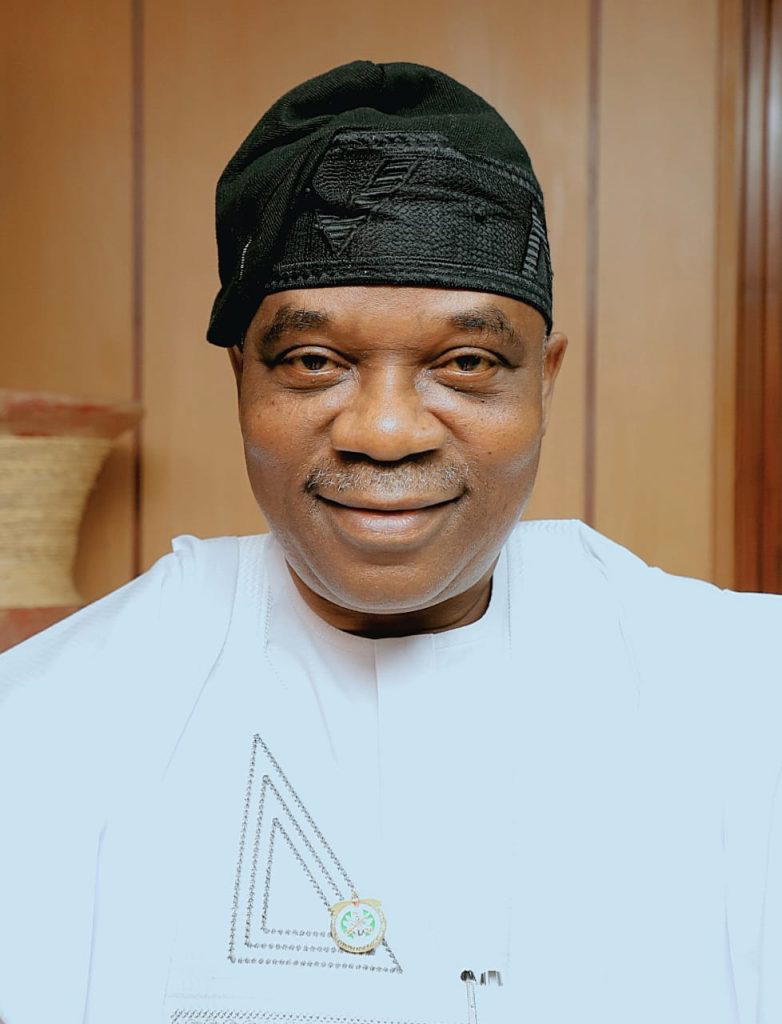 Sola Enikanolaiye