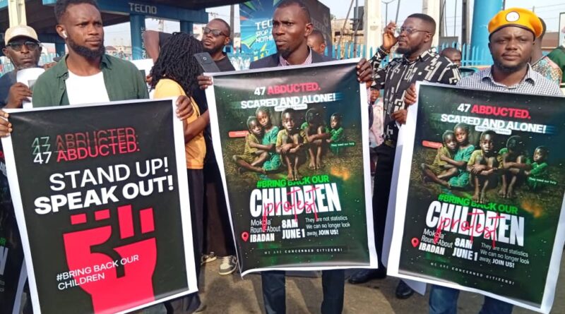 Protests rock Oyo, Ogun over abduction of teachers, students