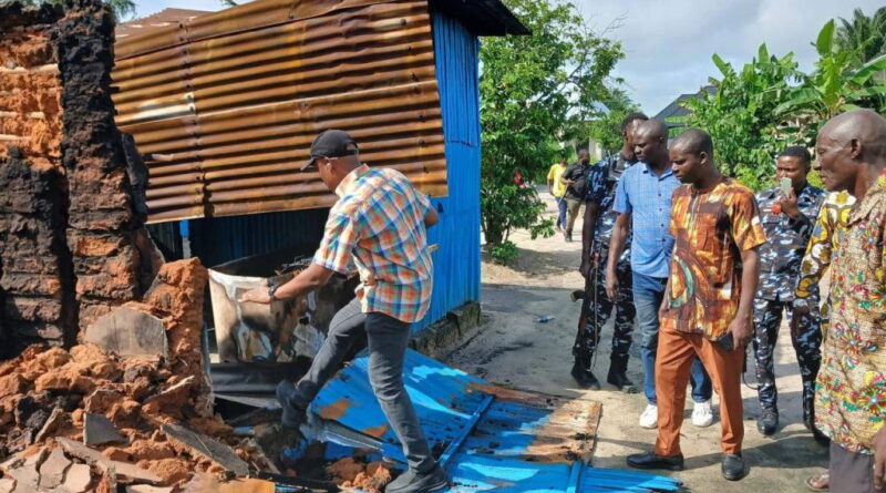 Houses razed as soldiers, police clash with Delta community youths