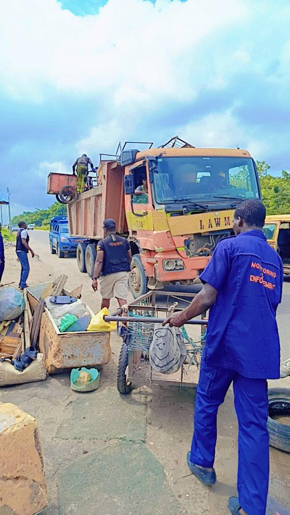 Refuse Heaps: Agency donates 10 waste trucks to Lagos