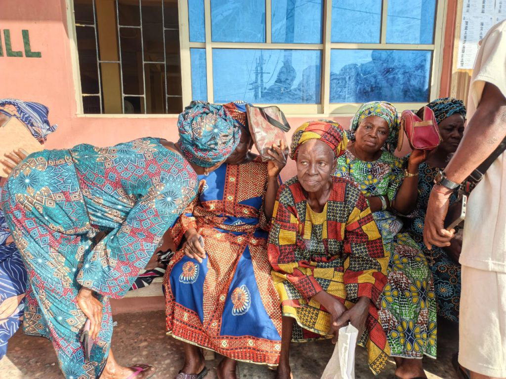 Photos: Empty street at Ikere Eloti, as old women await accreditation at Osolo Hall Ilepetu