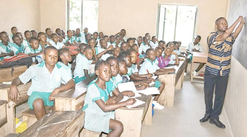Rev. Teryima: Teacher born without fingers, toes; has 3 daughters, master