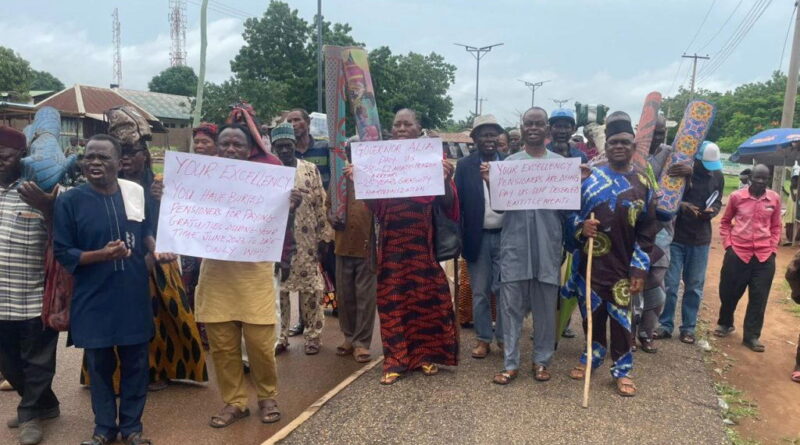 Benue pensioners threaten to occupy govt house over unpaid gratuities, arrears