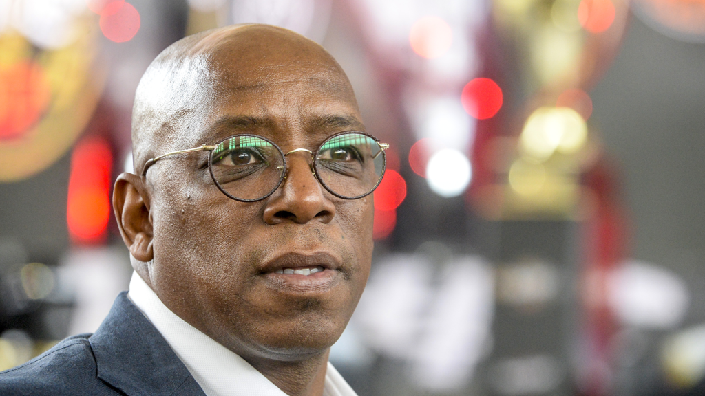 ‘World Cup of chaos’, says Ian Wright after referee denied US entry