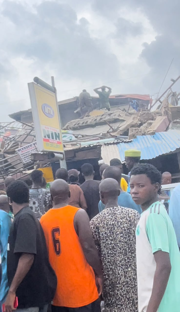 [Breaking] Photos: Three storey building collapses in Lagos