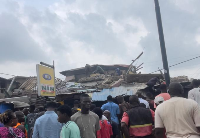 10 rescued in Lagos building collapse
