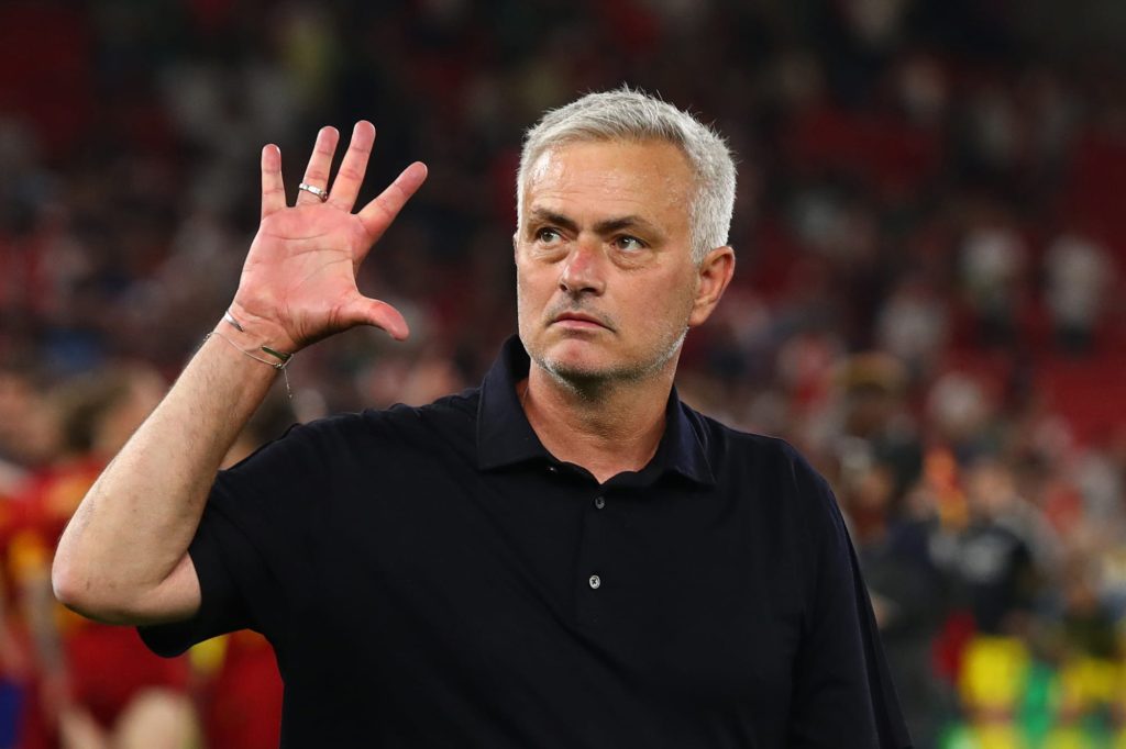 Benfica say farewell to Mourinho as Real Madrid return nears