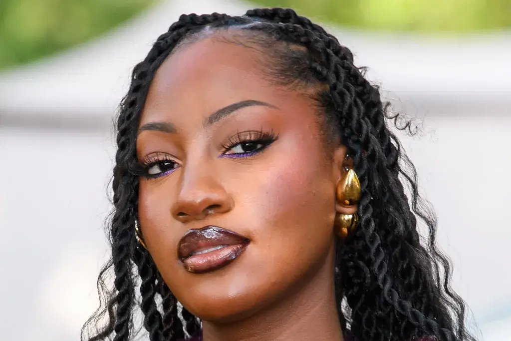 Video: ‘I was nervous’ – Tems performs at Obama Center