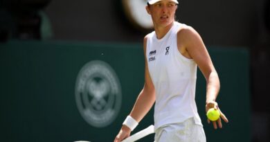Wimbledon defending champion Swiatek crashes out of tournament