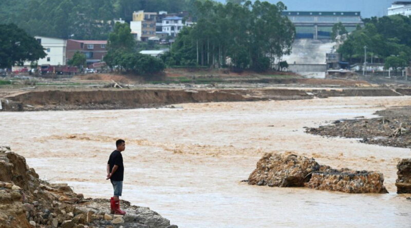 China storms leave 17 dead as rescuers search for survivors
