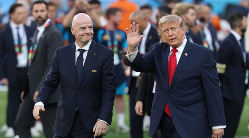 Trump, Infantino greeted by boos after World Cup final