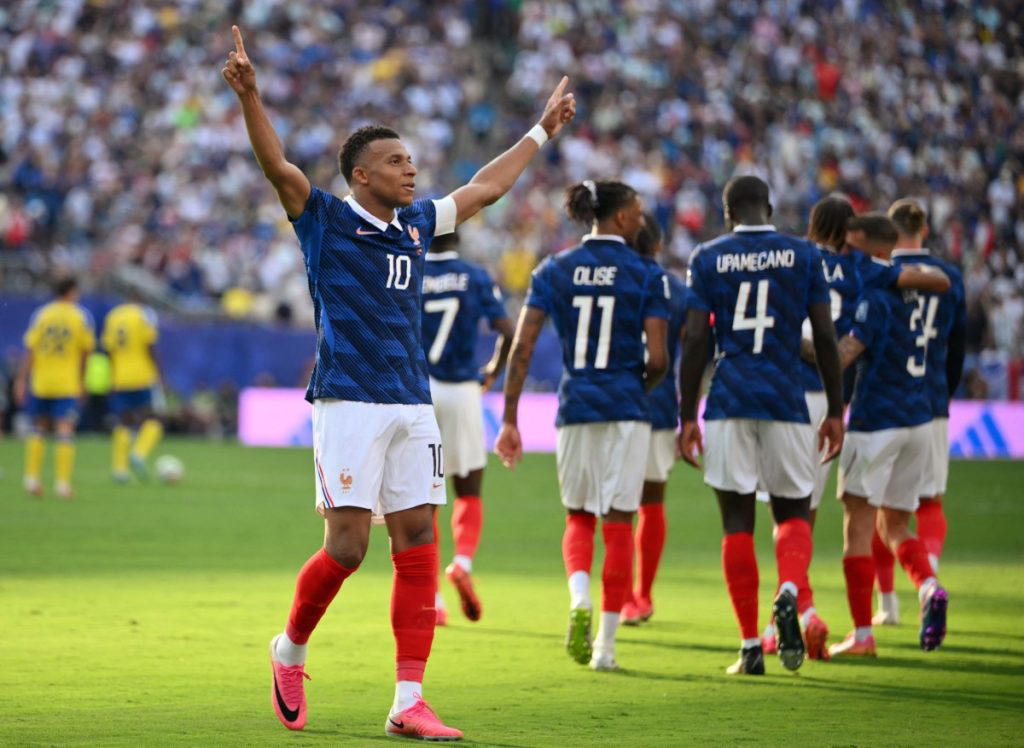 Paraguay govt rebukes lawmaker for racially abusing Mbappe