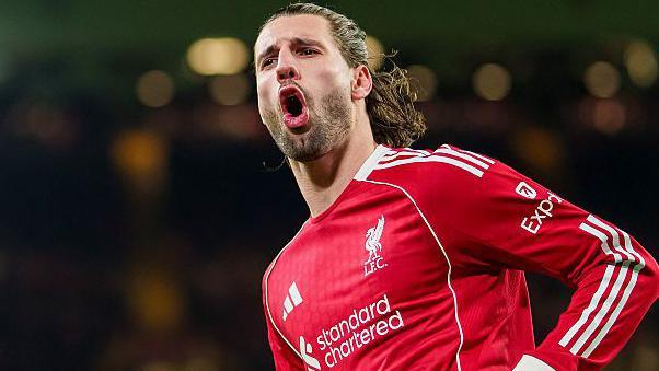 Liverpool midfielder Szoboszlai signs new contract