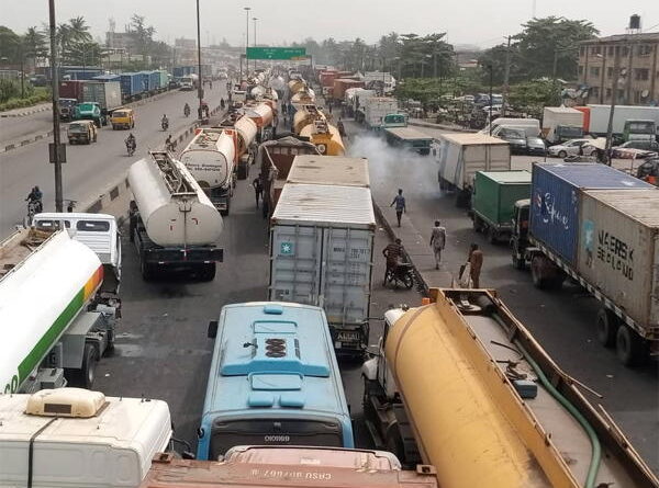 Oil cartels, tanker operators, enforcement agencies blamed for Apapa, Kirikiri gridlock