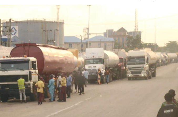 How idle tankers, inadequate parking bays keep Apapa, Kirikiri in constant gridlock