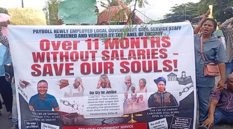 C’River LG workers storm governor’s office over 11 months’ unpaid salaries
