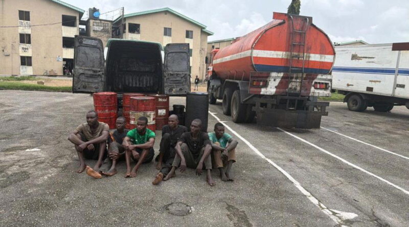 Lagos: Troops arrest 6 illegal bunkering suspects at Orile