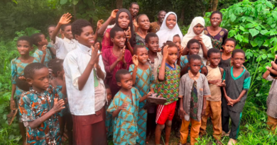 ‘Parade the kidnappers too’, Nigerians react to rescue of kidnapped pupils