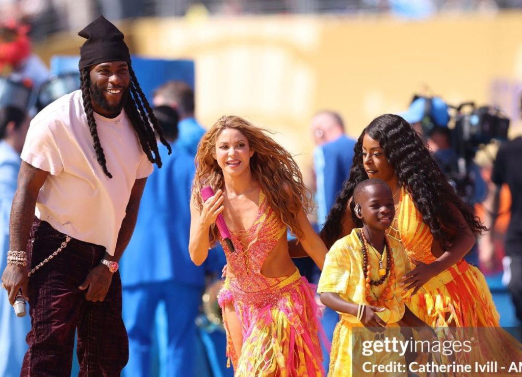 Video: Burna Boy, Shakira perform ‘Dai Dai’ at World Cup half-time show