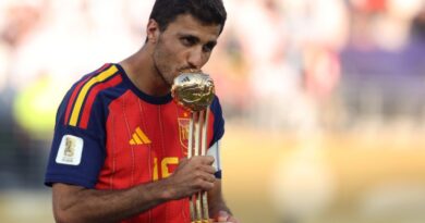 Barcelona agree deal to sign Rodri from Man City