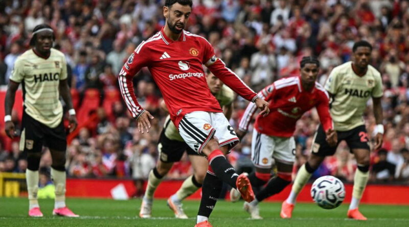 EPL: Fernandes hat-trick fires Man United to 5-2 comeback win over Ipswich