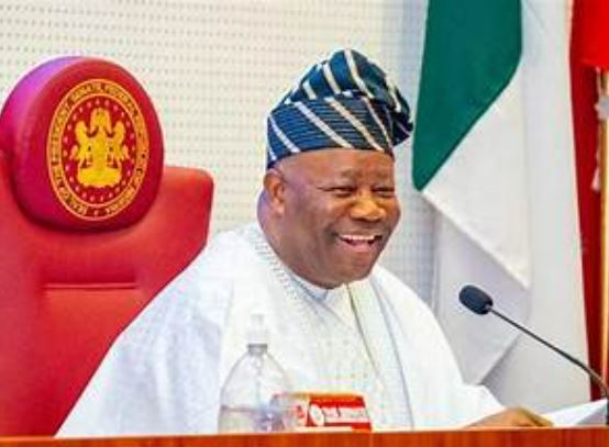 Eid-el-Maulud: Akpabio felicitates Muslims, seeks prayers for peace, unity