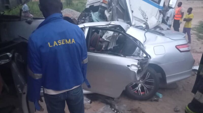 Five die in Badagry expressway crash