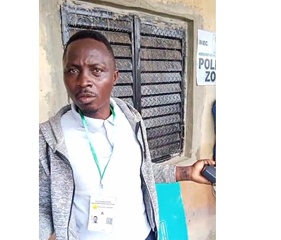 Osun Election: Tension as voters protest agents’ clustering at Ikire unit