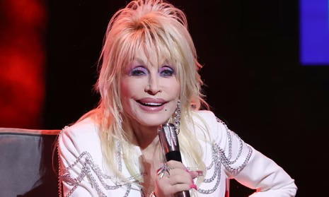 Trump orders flags to be flown at half-mast in honour of Dolly Parton