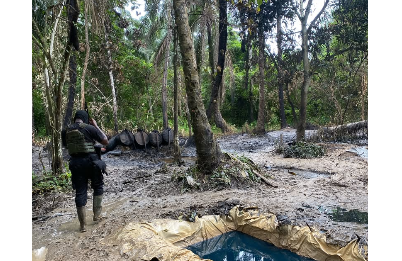 Navy disrupts three illegal refineries, recovers 85,000 litres in Rivers