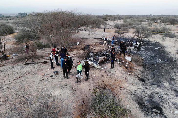 13 killed in small tourist plane crash in Peru