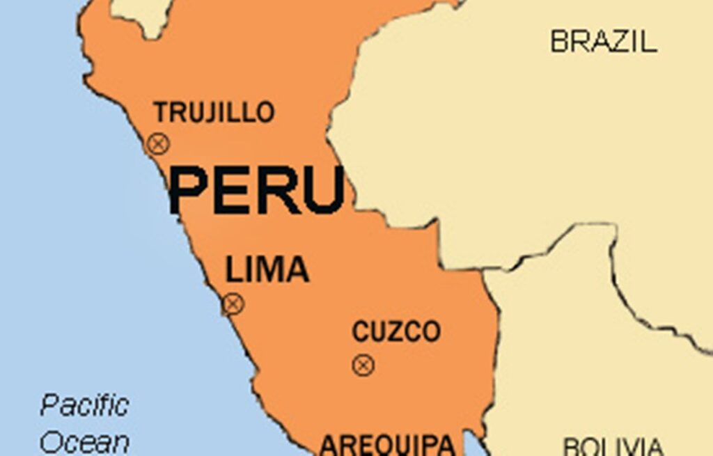13 dead after small tourist plane crashes in Peru