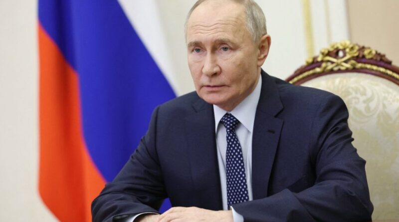 Russia says three-way talks with Ukraine, US could resume