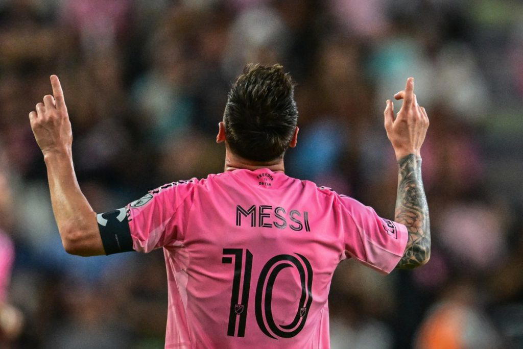 Messi agrees to buy second Spanish club after Argentina retirement
