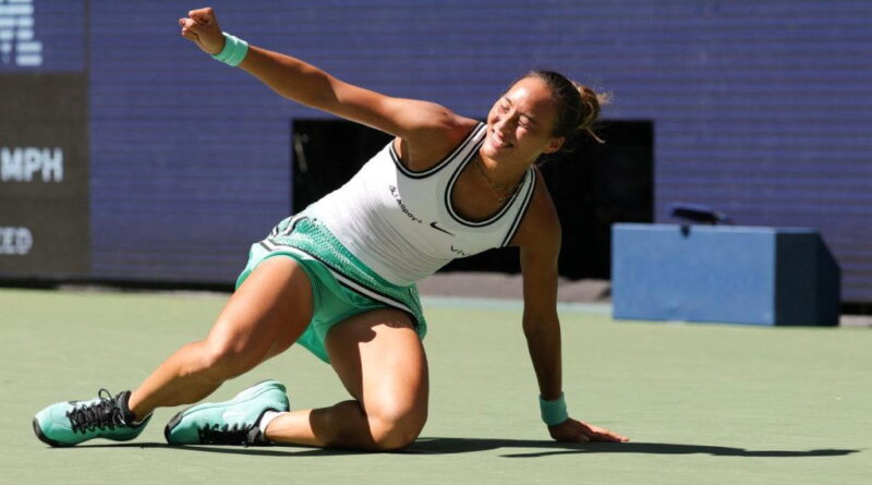 US Open: Zheng stuns Swiatek after another 5-0 comeback