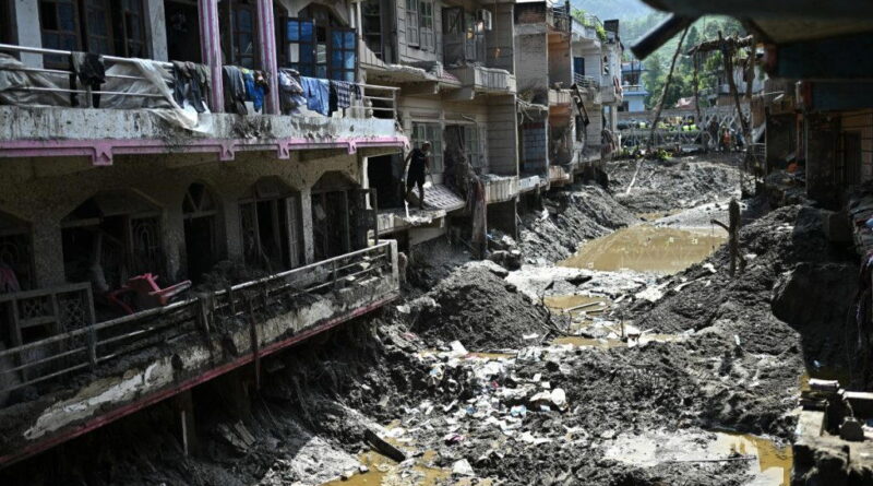 Nepal flood death toll rises over 1,300 as rescuers scour tunnels
