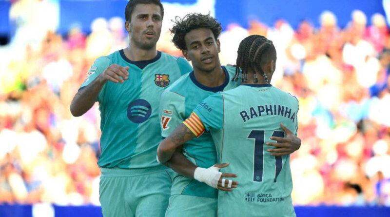Yamal shines with brace as Barcelona beat Levante 4-2 to stay perfect