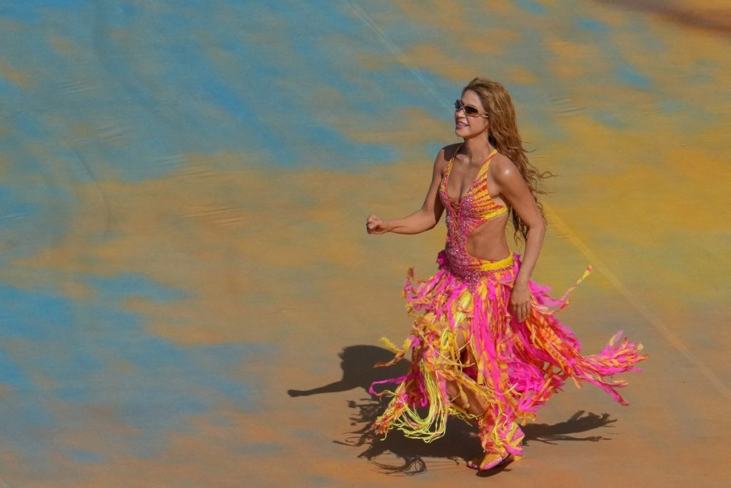 Shakira to cap off world tour with Madrid 12-gig run