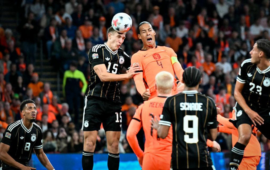 Netherlands snatch draw with late goal to sour Klopp’s Germany debut