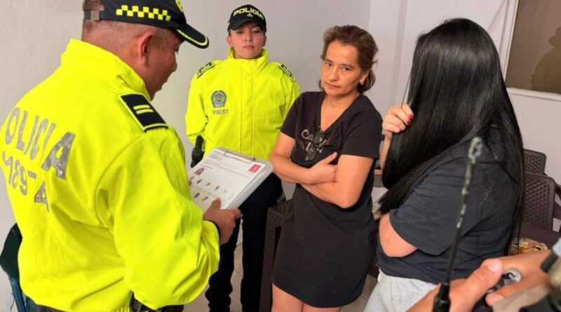 Wife, daughter of drug lord Fito captured in Colombia