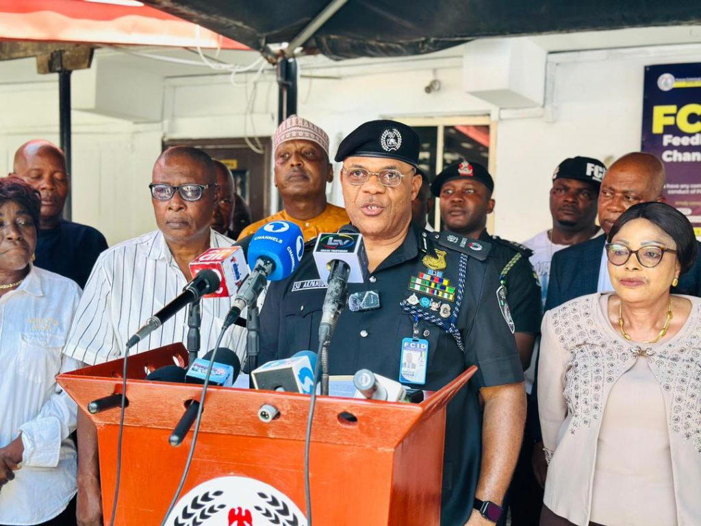 Lagos offers Police officers free transport for 3 months