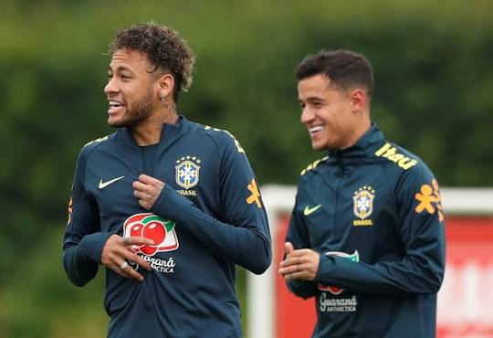 Neymar, Coutinho reunite at Santos for first time at club level