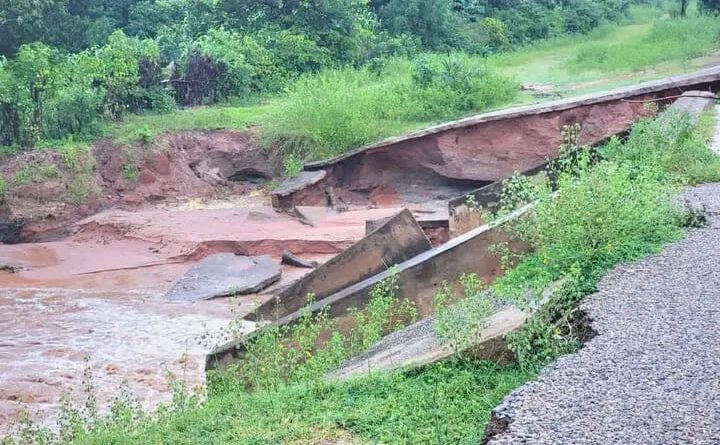 Road hazard: Yobe SEMA warns motorists as highway is cut off